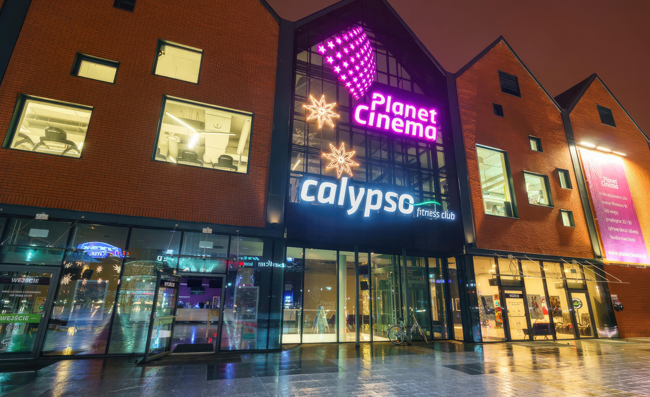 12 MULTIPLEX GALERIA 'BRAMA MAZUR' 4 EKRANY - 3 400 PU PLANET CINEMA - Ełk